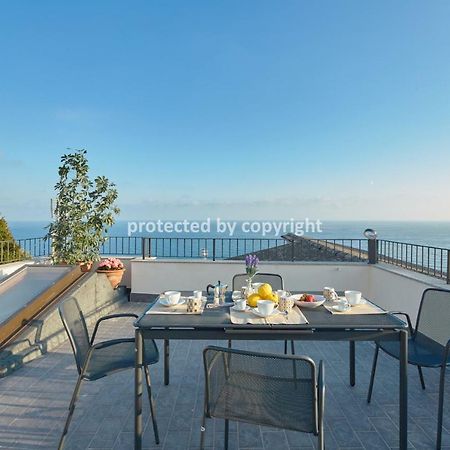 Luxury Penthouse Sea View Villa Корниглия Екстериор снимка