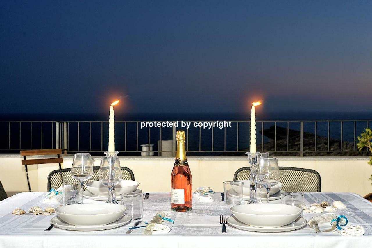 Luxury Penthouse Sea View Villa Корниглия Екстериор снимка